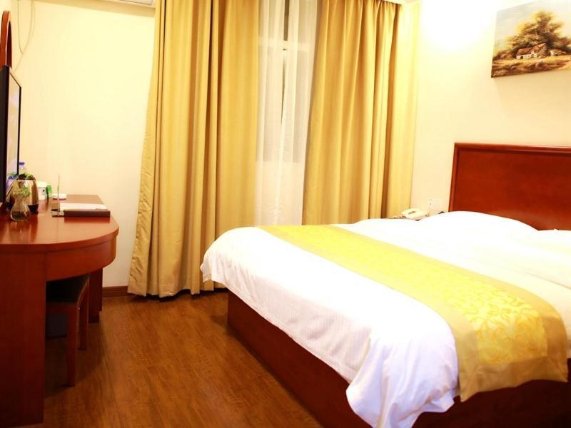 Greentree Inn Shanghai Hongqiao Hub Cao'An Road Huajiang Branch Road Express Hotel Jiading Εξωτερικό φωτογραφία